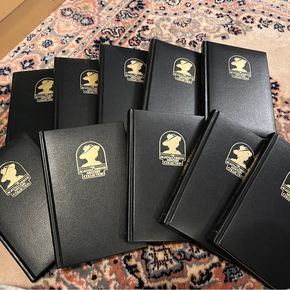 VINTAGE Set of 10Harcover Leatherbound Agatha Christie Mysteries